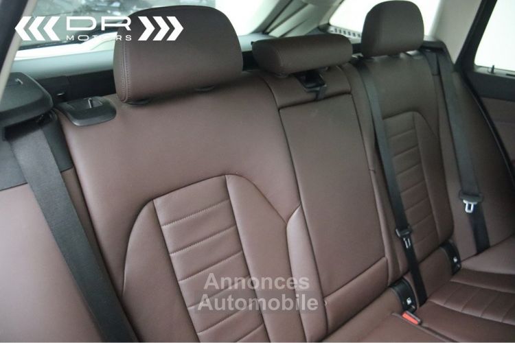 BMW Série 3 Touring 330 e ADVANTAGE - NAVI KEYLESS ENTRY PANODAK DAB HIFI - <small></small> 27.495 € <small>TTC</small> - #14