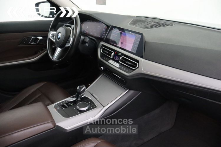 BMW Série 3 Touring 330 e ADVANTAGE - NAVI KEYLESS ENTRY PANODAK DAB HIFI - <small></small> 27.495 € <small>TTC</small> - #15