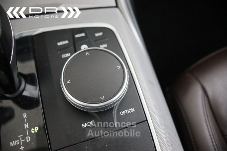 BMW Série 3 Touring 330 e ADVANTAGE - NAVI KEYLESS ENTRY PANODAK DAB HIFI - <small></small> 27.495 € <small>TTC</small> - #31