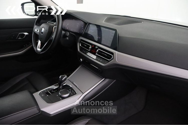 BMW Série 3 Touring 330 ADVANTAGE - NAVI LED LEDER HiFi APPLE CARPLAY/ANDROID AUTO - <small></small> 23.995 € <small>TTC</small> - #15