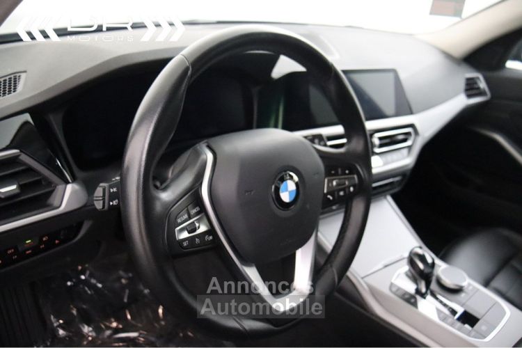 BMW Série 3 Touring 330 ADVANTAGE - NAVI LED LEDER HiFi APPLE CARPLAY/ANDROID AUTO - <small></small> 23.995 € <small>TTC</small> - #32