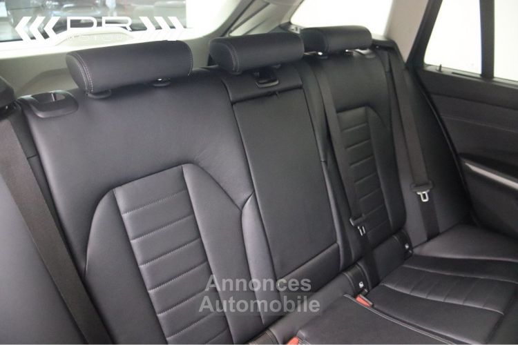 BMW Série 3 Touring 330 e ADVANTAGE - NAVI LED LEDER PANODAK TREKHAAK LIVE COCKPIT - <small></small> 24.995 € <small>TTC</small> - #14