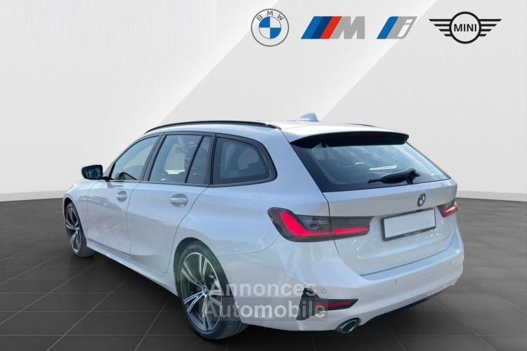 BMW Série 3 Touring BMW 330d XDrive Touring 286Ch Attelage HiFi Caméra Alarme / 11 - <small></small> 41.448 € <small></small> - #14