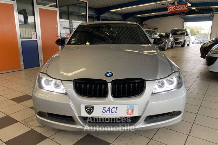 BMW Série 3 V (E90) 318d Confort - <small></small> 7.690 € <small>TTC</small> - #2