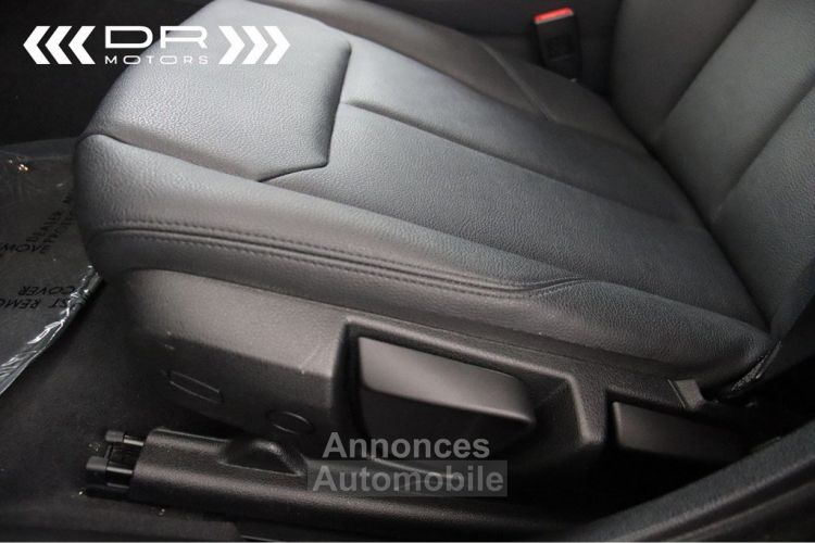 BMW Série 4 Gran Coupe 418 iA ADVANTAGE - LEDER NAVI LED - <small></small> 19.995 € <small>TTC</small> - #40