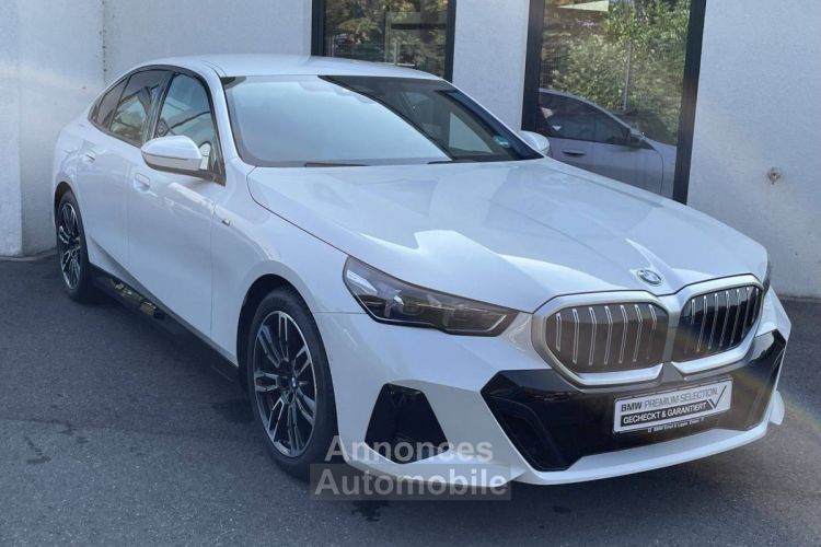 BMW Série 5 520D 197ch M Sport/DrivingAss/ParkingAss - <small></small> 48.900 € <small>TTC</small> - #1