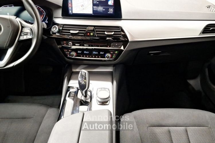 BMW Série 5 520d Touring LiveCockpitProf Head Up  - <small></small> 30.780 € <small>TTC</small> - #8