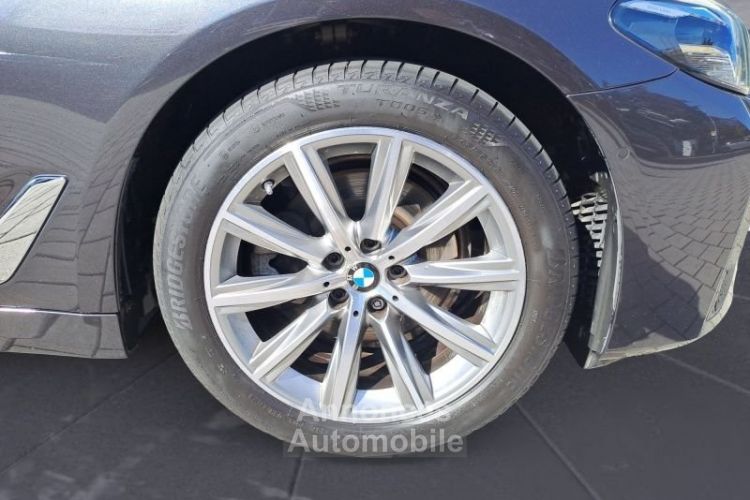 BMW Série 5 520d xDrive Limousine Standheizung Head - <small></small> 40.760 € <small>TTC</small> - #12