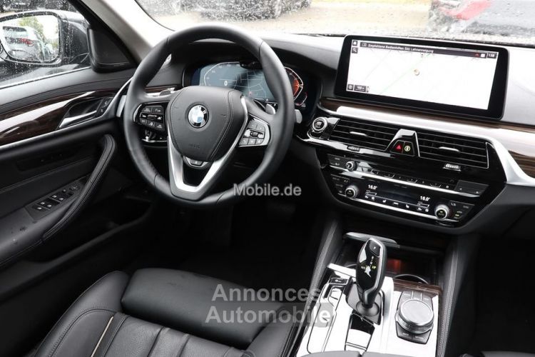 BMW Série 5 520i Touring Luxury Line Innovationsp. - <small></small> 41.660 € <small>TTC</small> - #5