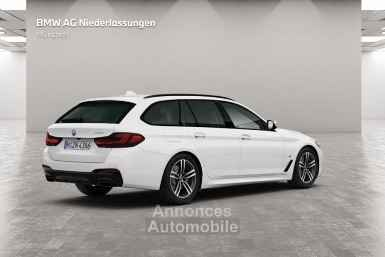 BMW Série 5 520i Touring M Sport LiveCockpitProf - <small></small> 39.810 € <small>TTC</small> - #2