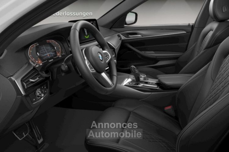 BMW Série 5 520i Touring M Sport LiveCockpitProf - <small></small> 39.810 € <small>TTC</small> - #3