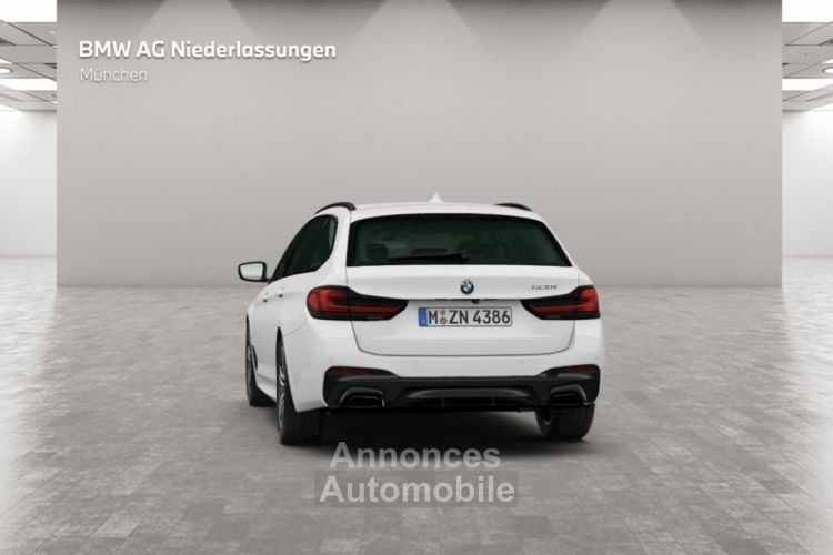 BMW Série 5 520i Touring M Sport LiveCockpitProf - <small></small> 39.810 € <small>TTC</small> - #11