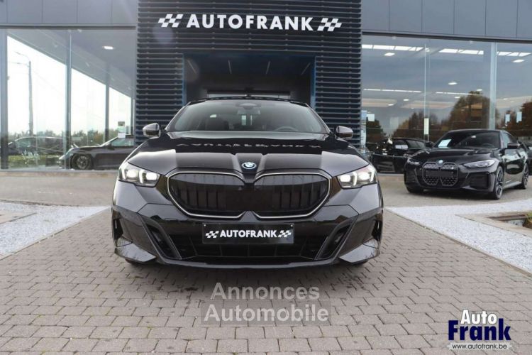 BMW Série 5 530 E G60 M-SPORT PANO TREKHK 360CAM H&K - <small></small> 71.950 € <small>TTC</small> - #2