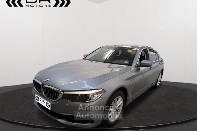 BMW Série 5 530 e iPerformance - LEDER NAVI TREKHAAK DAB - <small></small> 26.995 € <small>TTC</small> - #1