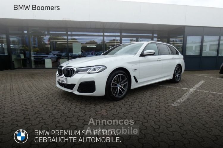 BMW Série 5 530 e Touring M Sport ACC Laserlicht HUD - <small></small> 43.950 € <small>TTC</small> - #1