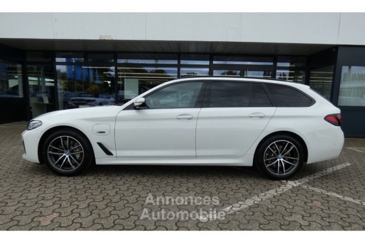 BMW Série 5 530 e Touring M Sport ACC Laserlicht HUD - <small></small> 43.950 € <small>TTC</small> - #3