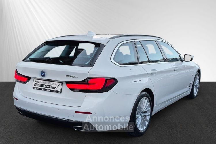 BMW Série 5 530e Touring Luxury Head Up DAProf.  - <small></small> 43.775 € <small>TTC</small> - #3