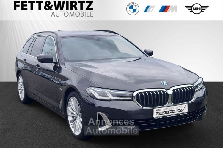 BMW Série 5 530e xDrive Leasingrate 562, br. o.Anz.  - <small></small> 42.700 € <small>TTC</small> - #1