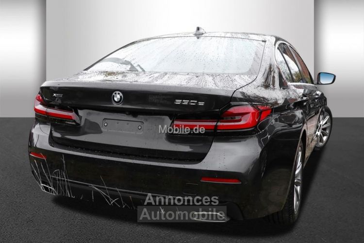 BMW Série 5 530e xDrive Navi Leder Bluetooth PDC MP3  - <small></small> 43.770 € <small>TTC</small> - #3