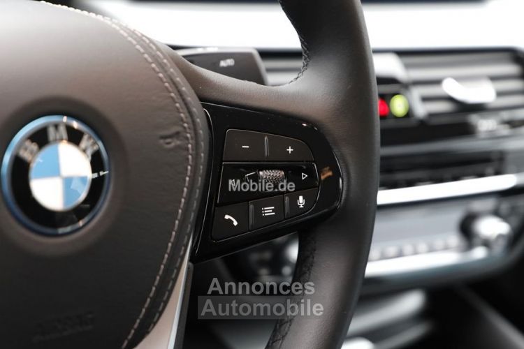 BMW Série 5 530e xDrive Navi Leder Bluetooth PDC MP3  - <small></small> 43.770 € <small>TTC</small> - #14