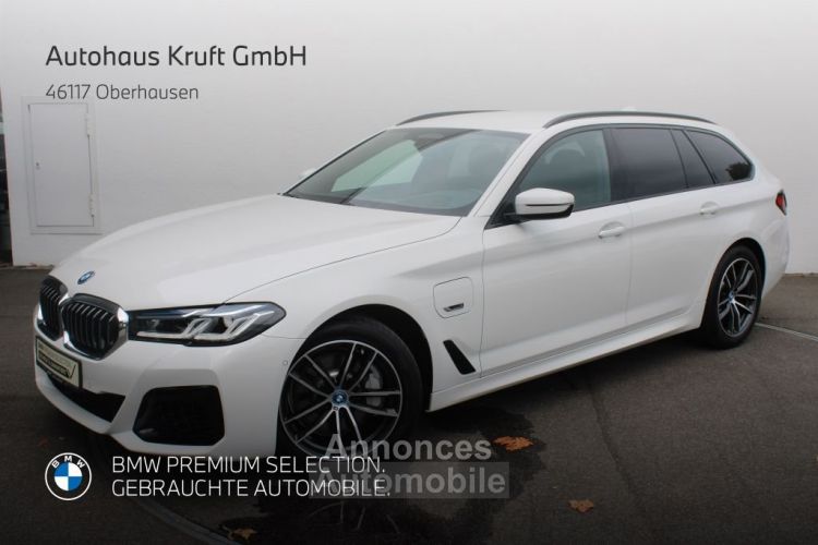 BMW Série 5 530e xDrive Touring M SPORT LASERLICHT - <small></small> 46.599 € <small>TTC</small> - #1