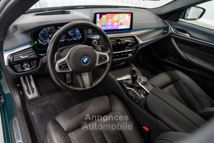 BMW Série 5 545 Saloon e Hybrid M Sport Individual Goodwoodgrün HeadUp - <small></small> 56.990 € <small>TTC</small> - #13