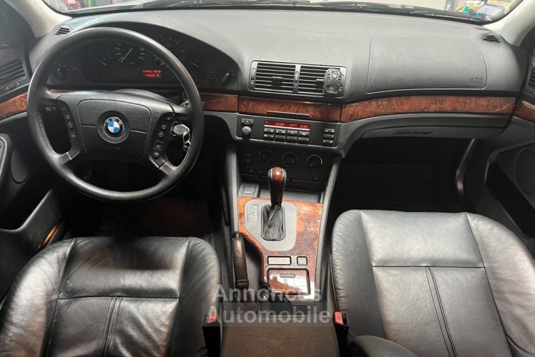 BMW Série 5 SERIE 530i A - <small></small> 9.990 € <small>TTC</small> - #17