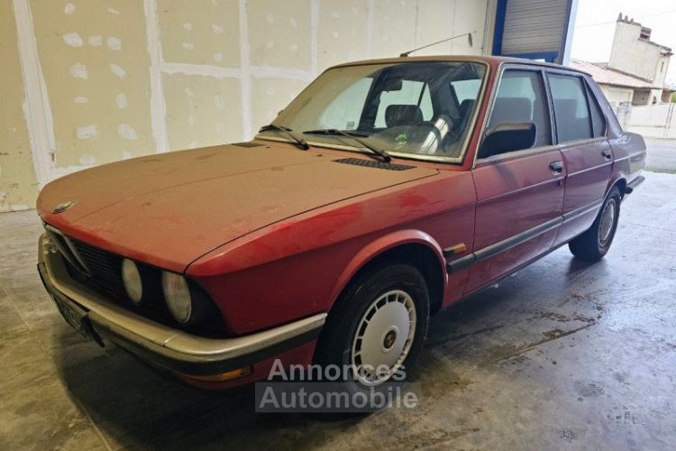 BMW Série 5 (E28) 520I 6 CYLINDRES BOITE MECANIQUE - <small></small> 7.900 € <small>TTC</small> - #1