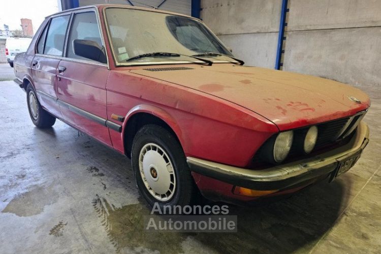 BMW Série 5 (E28) 520I 6 CYLINDRES BOITE MECANIQUE - <small></small> 7.900 € <small>TTC</small> - #2