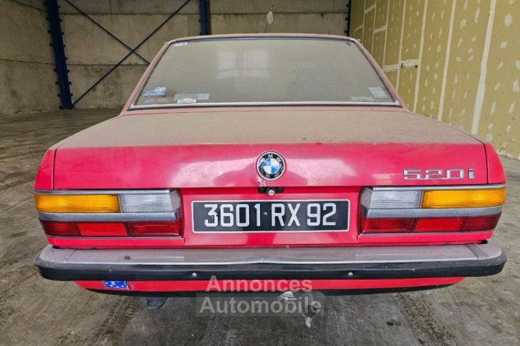 BMW Série 5 SERIE (E28) 520I 6 CYLINDRES BOITE MECANIQUE - <small></small> 7.900 € <small>TTC</small> - #6