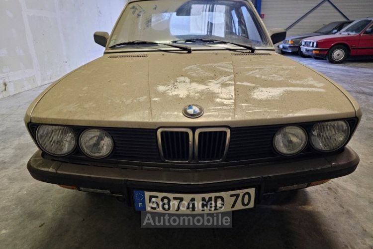 BMW Série 5 SERIE (E28) 525E BOITE AUTOMATIQUE - <small></small> 9.900 € <small>TTC</small> - #2