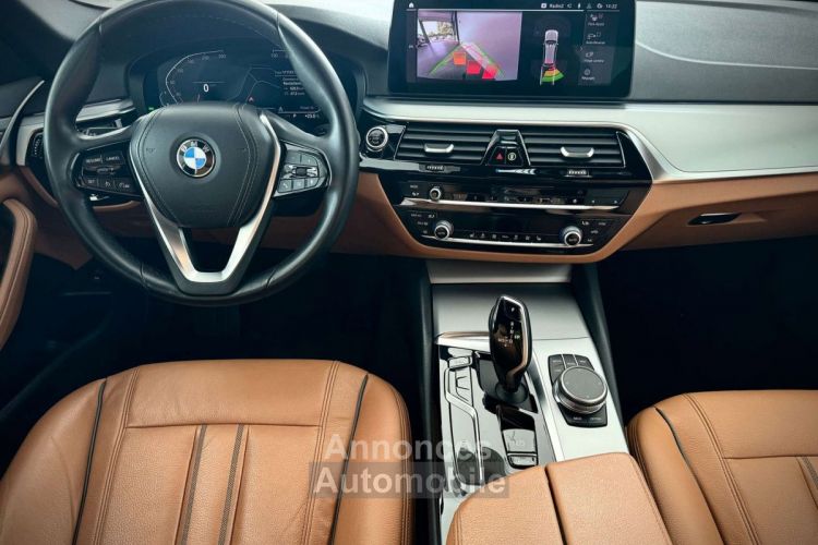 BMW Série 5 Touring 518 dA 1ERPRO COCKPIT CAMERA ATTELAGE CUIR TVA - <small></small> 25.990 € <small>TTC</small> - #15