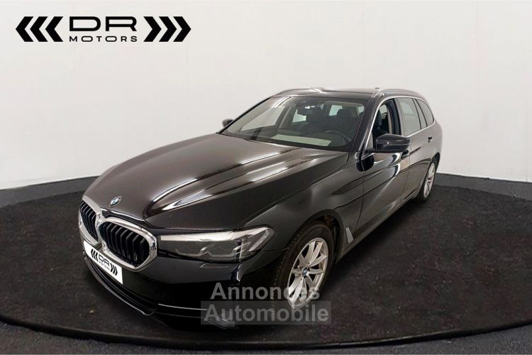 BMW Série 5 Touring 518 dA - LED NAVI LEDER 12M GARANTIE - <small></small> 29.995 € <small>TTC</small> - #1