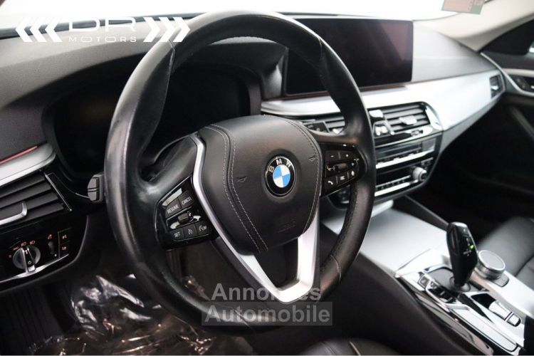 BMW Série 5 Touring 518 dA - LED NAVI LEDER 12M GARANTIE - <small></small> 29.995 € <small>TTC</small> - #37