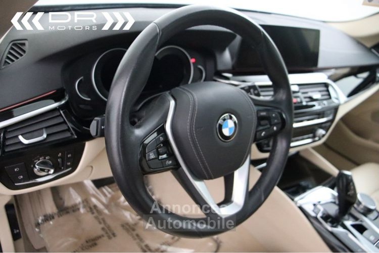 BMW Série 5 Touring 520 dA - NAVI LEDER PANODAK KEYLESS ENTRY - <small></small> 23.995 € <small>TTC</small> - #31