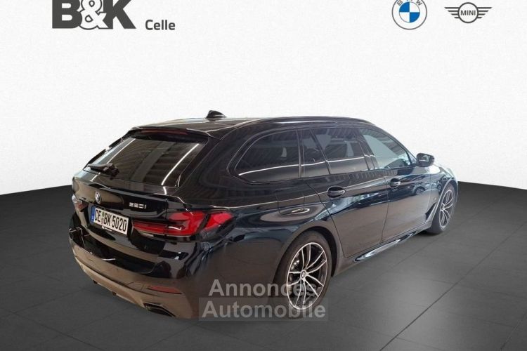 BMW Série 5 Touring 520i M Sport DA PA ACC RFK PDC - <small></small> 37.450 € <small>TTC</small> - #3