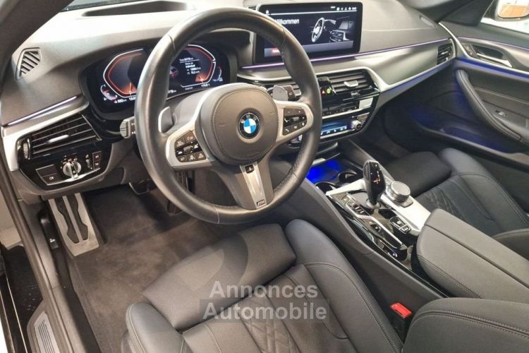 BMW Série 5 Touring 520i M Sport DA PA ACC RFK PDC - <small></small> 37.450 € <small>TTC</small> - #11