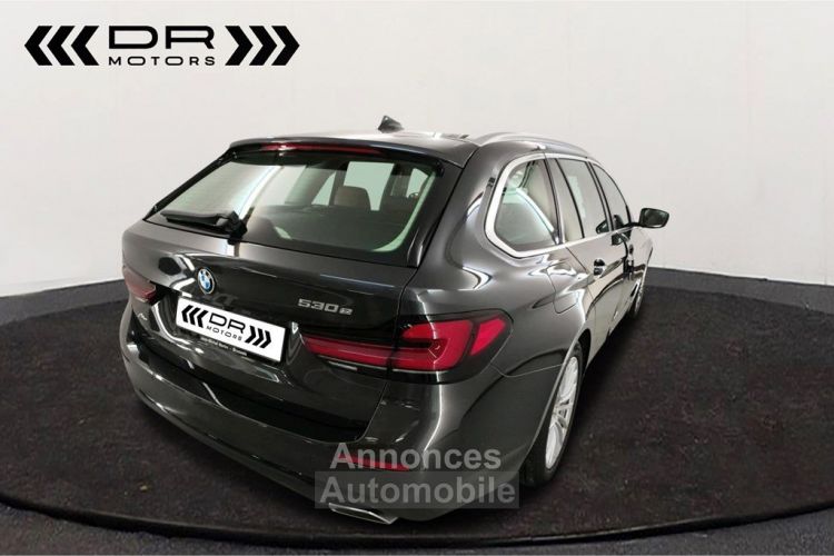 BMW Série 5 Touring 530 e - NAVI HARMANN KARDON REAR SEAT ENTERTAINMENT DAB - <small></small> 34.995 € <small>TTC</small> - #3