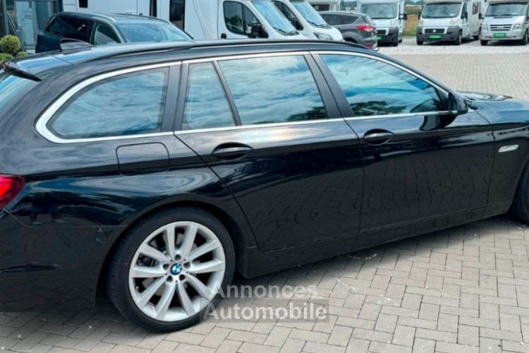 BMW Série 5 Touring 530d xDrive 258 /TOIT PANORAMA/CUIR/XENON/ATTELAGE - <small></small> 20.890 € <small>TTC</small> - #2