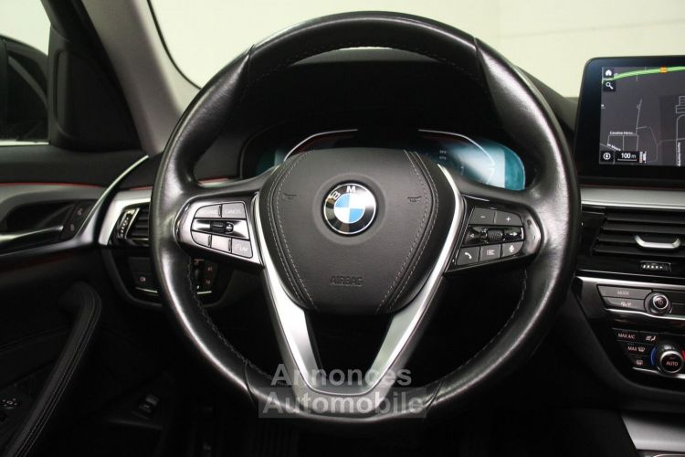 BMW Série 5 Touring BMW 530d 286 CH Touring HiFi WLAN DAB Attelage Caméra Alarme / 05 - <small></small> 32.990 € <small></small> - #10