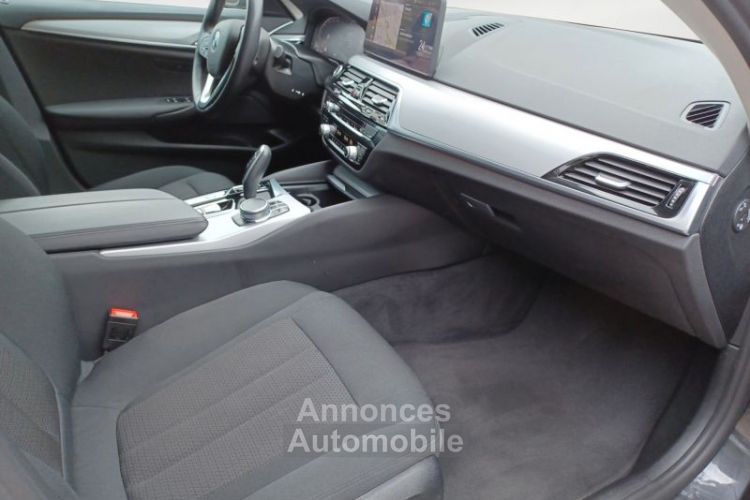 BMW Série 5 Touring BMW 530d 286Ch Touring Attelage Alarme Caméra / 14 - <small></small> 41.860 € <small></small> - #6