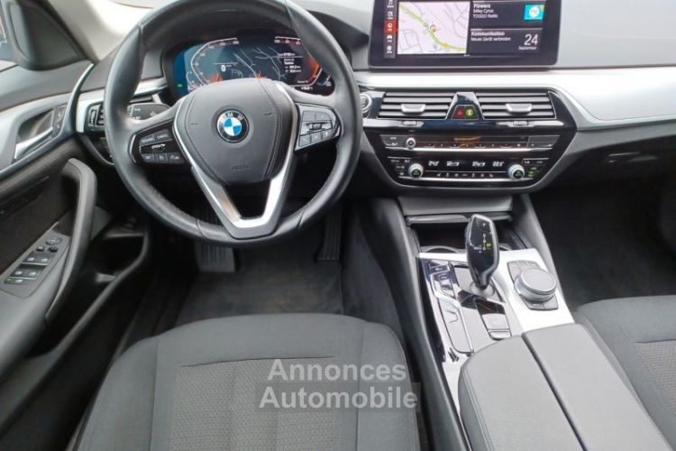 BMW Série 5 Touring BMW 530d 286Ch Touring Attelage Alarme Caméra / 14 - <small></small> 41.860 € <small></small> - #3