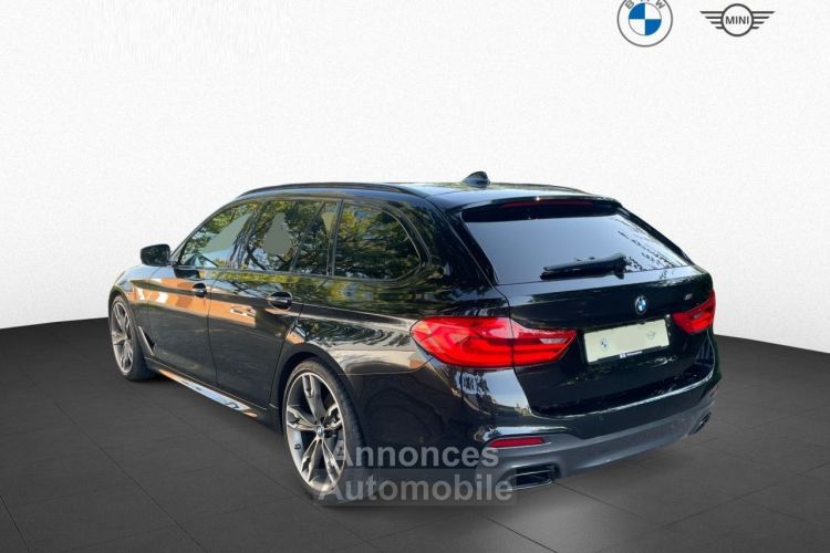 BMW Série 5 Touring BMW M550d 400Ch XDrive Touring PANO Caméra 360 Attelage Alarme / 19 - <small></small> 48.990 € <small></small> - #11