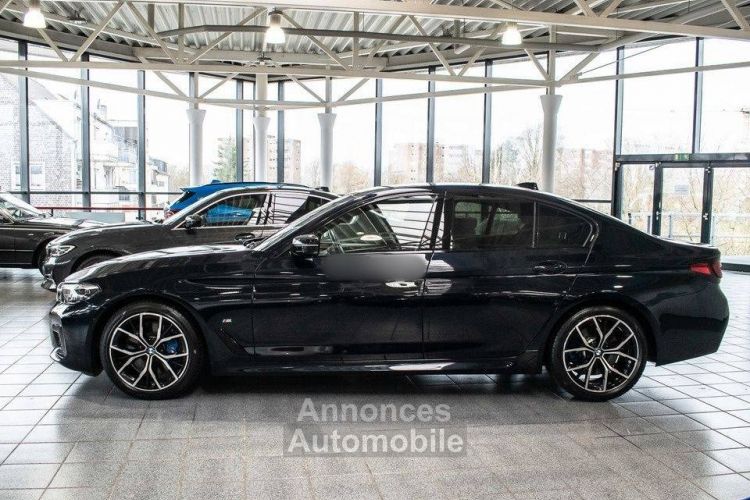 BMW Série 5 VI (G30) 530dA 286ch M Sport Steptronic - <small></small> 51.900 € <small>TTC</small> - #3