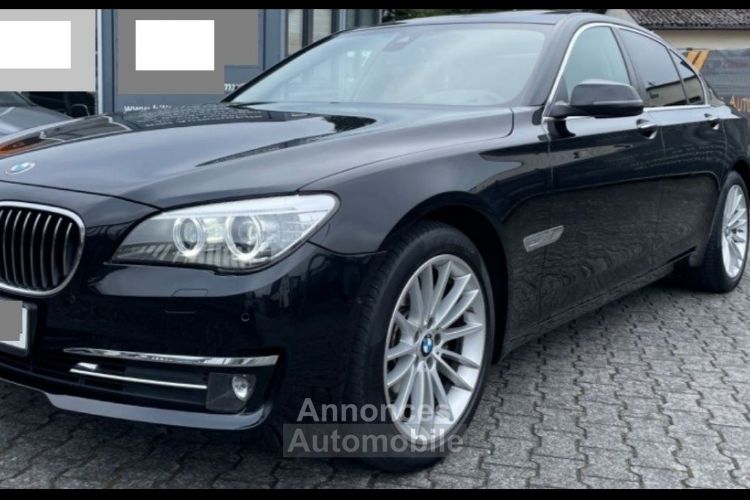 BMW Série 7  740 I 320 EXCLUSIVE INDIVIDUAL 05/2015 - <small></small> 33.890 € <small>TTC</small> - #1