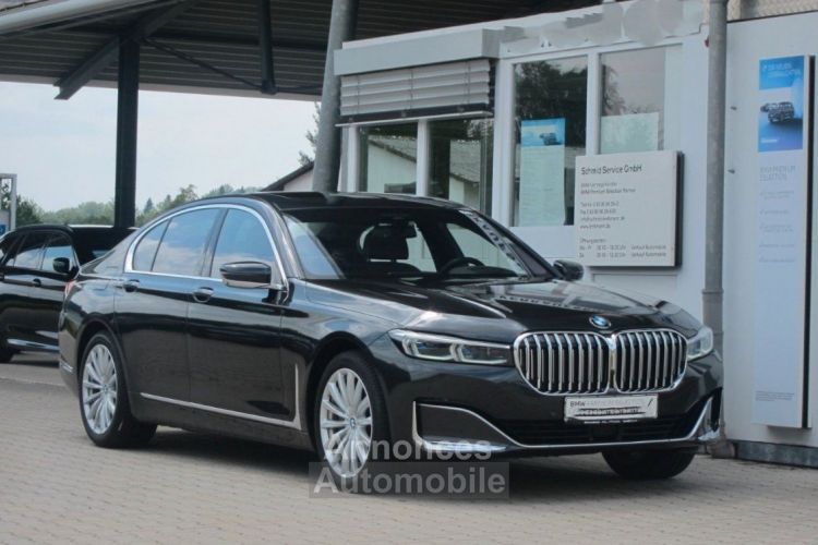 BMW Série 7  740D 3.0 320 EXCLUSIVE 06/2020 - <small></small> 64.990 € <small>TTC</small> - #12