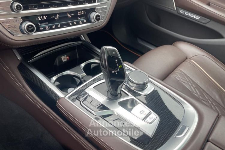 BMW Série 7 3.0 740 D 320 CH M SPORT XDRIVE BVA - <small></small> 45.990 € <small>TTC</small> - #20