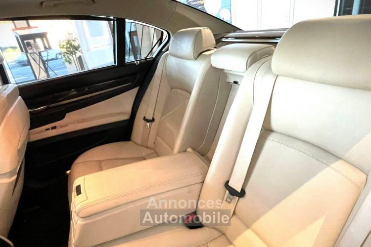 BMW Série 7 730d xDrive 258ch Exclusive - <small></small> 15.990 € <small>TTC</small> - #25