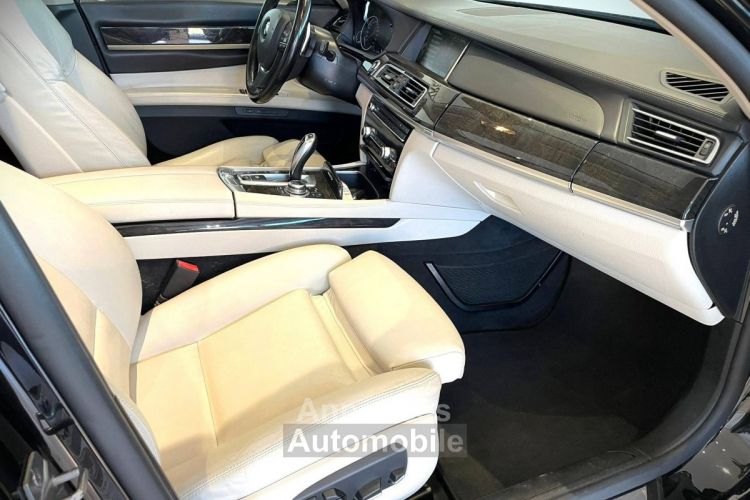 BMW Série 7 730d xDrive 258ch Exclusive - <small></small> 15.990 € <small>TTC</small> - #32