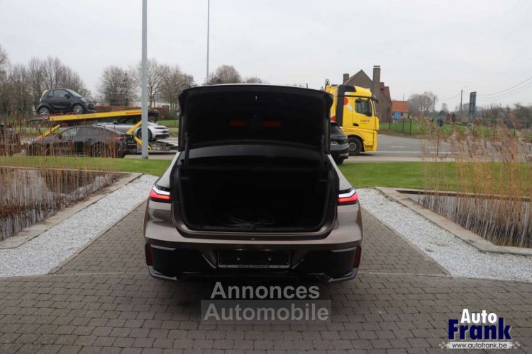 BMW Série 7 740 XD 2-TONE UNIQUE! TV LOUNGE B&W KRISTL - <small></small> 136.950 € <small>TTC</small> - #13